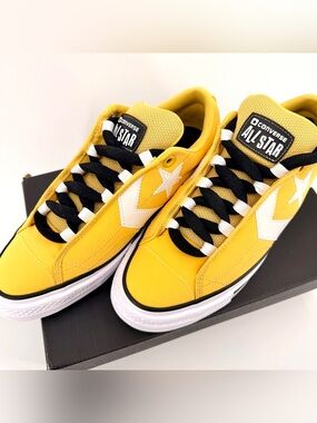 Converse Star Player 76 Puff Ox Yellow M9.5 W11 Sneakers New